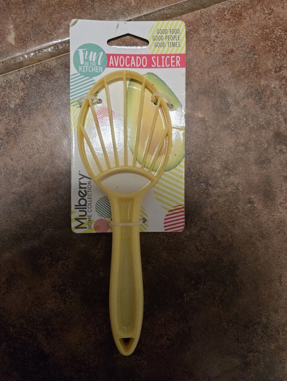 Mulberry Yellow Avocado Slicer - Fun in the Kitchen